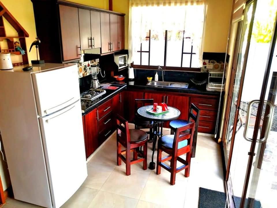 Villa La Casa De La Abuela Sucua Esterno foto