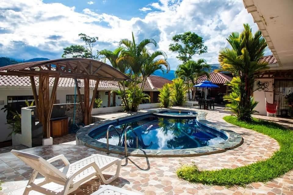 Villa La Casa De La Abuela Sucua Esterno foto