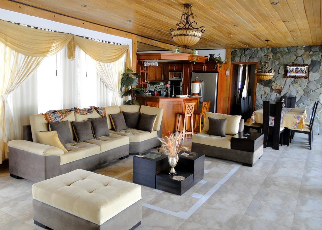 Villa La Casa De La Abuela Sucua Esterno foto