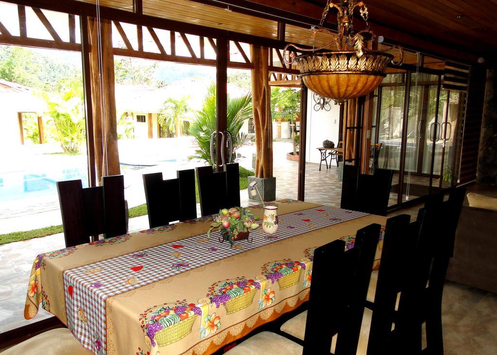 Villa La Casa De La Abuela Sucua Esterno foto